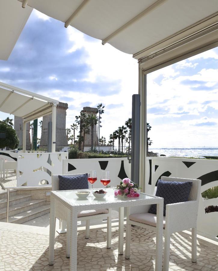 Piccadilly Rooms Restaurant And Beach Santa Maria al Bagno Exterior photo