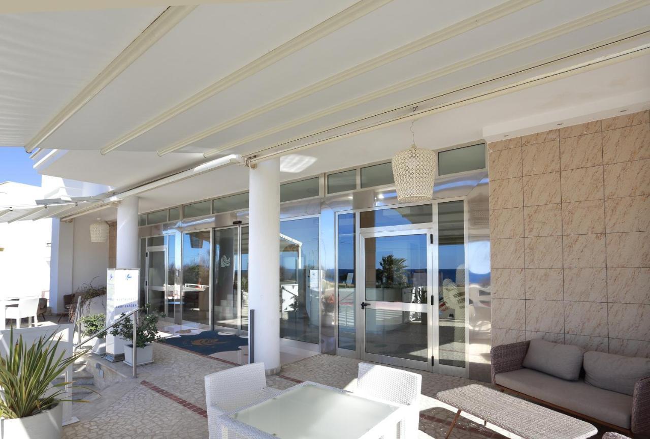 Piccadilly Rooms Restaurant And Beach Santa Maria al Bagno Exterior photo